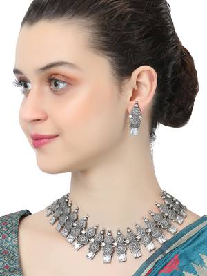 Oxidized silver-plated white stone-studded handcrafted jewellery set 3
