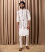 Off white lakeer bandi set