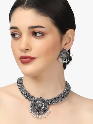 Silver-plated oxidised with white pearls jewellery set 4