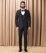 Black daryush tuxedo set