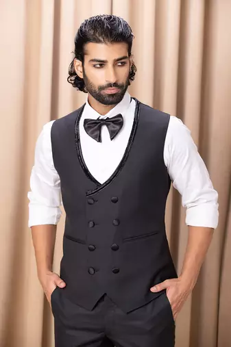 Black daryush tuxedo set