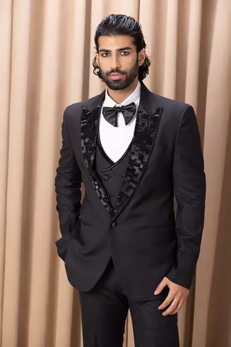 Black daryush tuxedo set