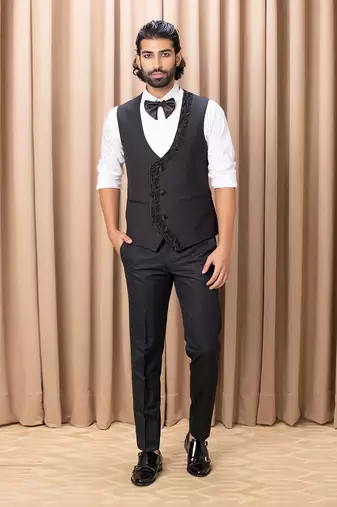 Black nasir tuxedo set