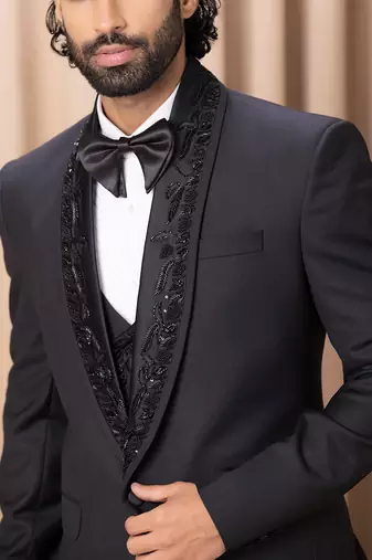 Black nasir tuxedo set