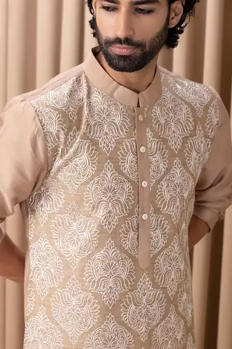 Beige aaryan kurta set