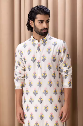 Ivory ashar kurta set