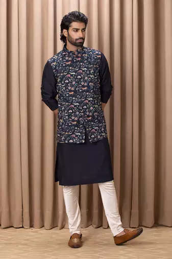 Navy blue amaani bandi