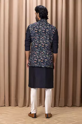Navy blue amaani bandi