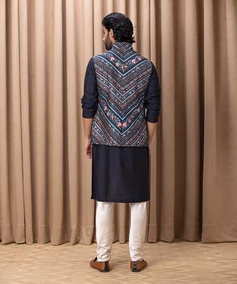 Navy blue lakeer bandi set 3