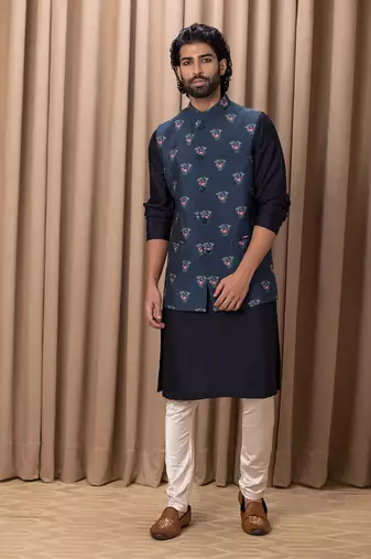 Navy blue noor bandi
