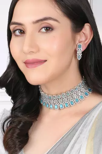 Rhodium-plated cz mint stone-studded handcrafted jewellery set