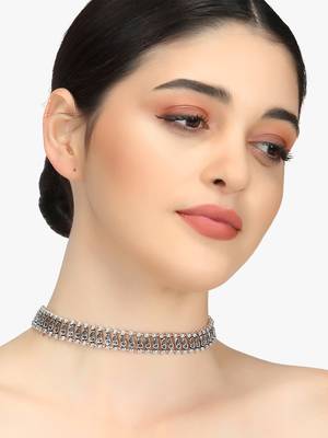 Silver-toned brass silver-plated oxidised necklace 2