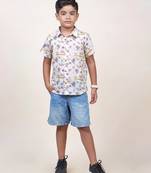 boy's giraffe printed cotton shirt