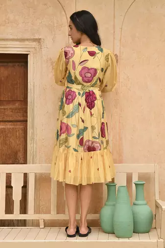 Yellow sandalwood dress