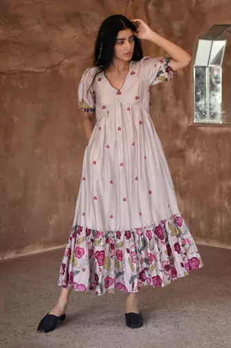 Grey cloudy dress