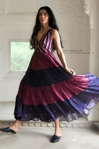 Blue & wine red bloomy dress