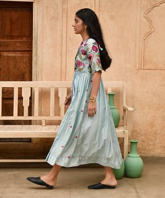 Blue daisy dress 3