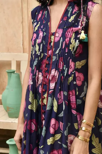 Dark blue carnation shirt dress