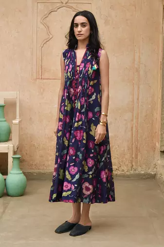 Dark blue carnation shirt dress