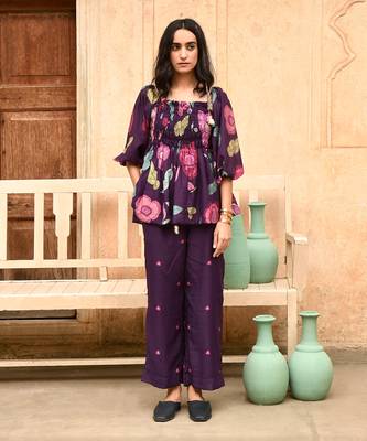 Violet iris flower top 2