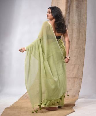 Green Cotton Handwoven Soft Saree With Pompom 4