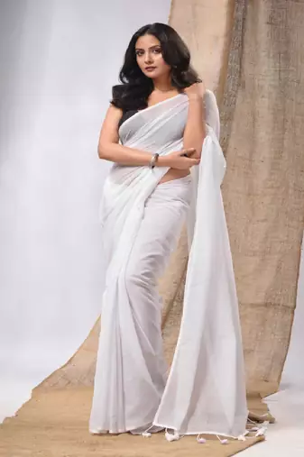White Cotton Handwoven Soft Saree With Pompom