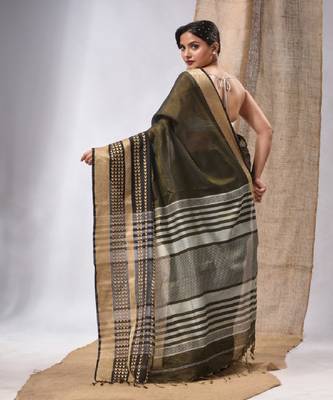Mahendi Green Cotton Silk Handwoven Saree With Texture Borders 4
