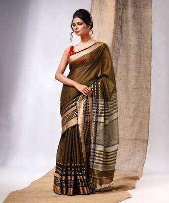 Green Cotton Silk Handwoven Saree With Texture Borders 2
