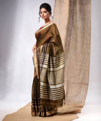 Green Cotton Silk Handwoven Saree With Texture Borders 3