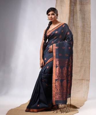 Grey Linen Handwoven Saree With Zari Woven Nakshi Design 1