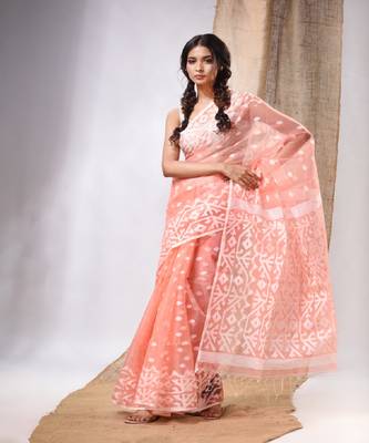 Peach Muslin Handwoven Saree With Jamdani Designs 1