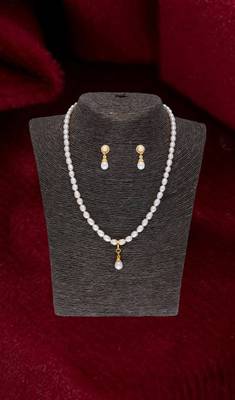 Sri Jagdamba Pearls Button  Drop pearl set 3