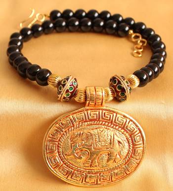 Gorgeous Antique Designer Huge Elephant Pendant Black Necklace 1