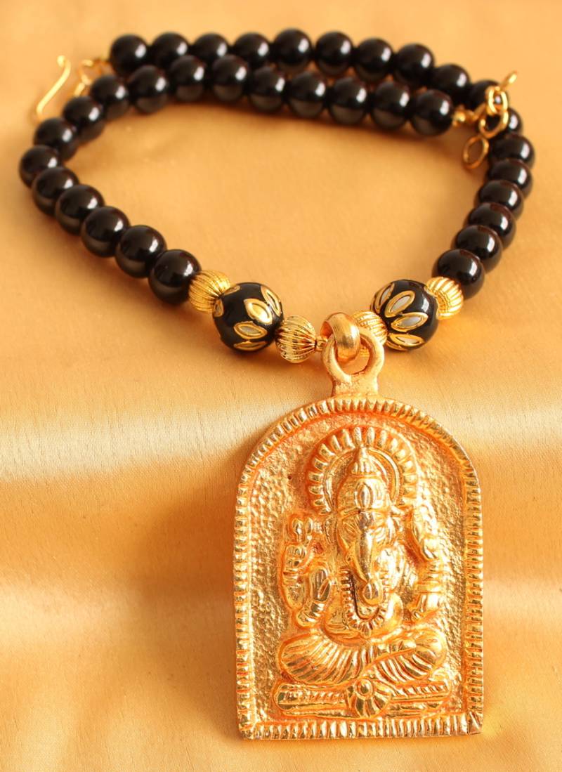 Gorgeous Antique Designer Ganesha Pendant Black Necklace