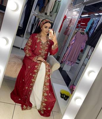 Red Zari Stone Work Georgette Islamic Style Beads Embedded Partywear Kaftan Long Gown Evening wear Dubai kaftan 2