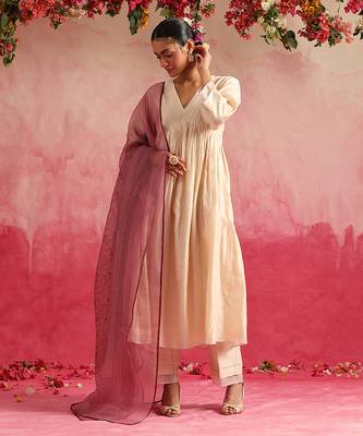 Off white mogra kurta set 1