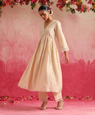 Off white mogra kurta set 2