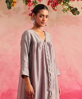 Grey kamalata kurta set 4