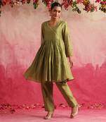 Chartreuese green kumudani short kurta set