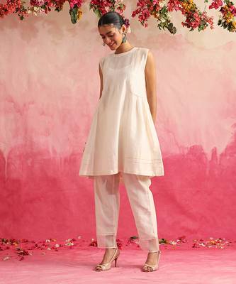 White motiya short kurta set 1