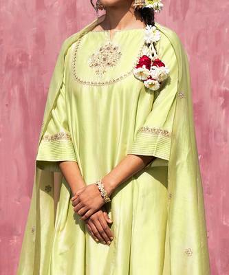 Lime green handloom chanderi silk gota patti kurta set 5