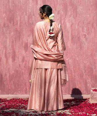 Pink handloom chanderi silk gota patti scalloped sharara set 3