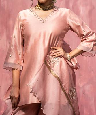 Pink handloom chanderi silk gota patti scalloped sharara set 4