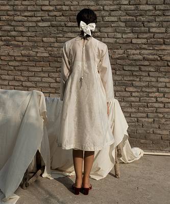 Ivory snowdrop smoking dress 3