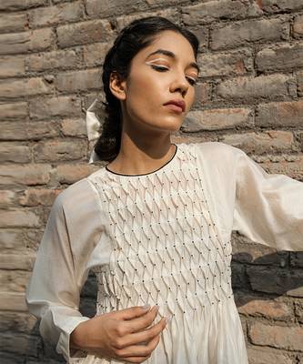 Ivory snowdrop smoking dress 4