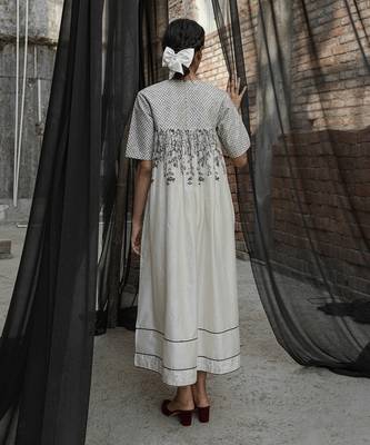 Ivory gaia quilted yoke dress 3