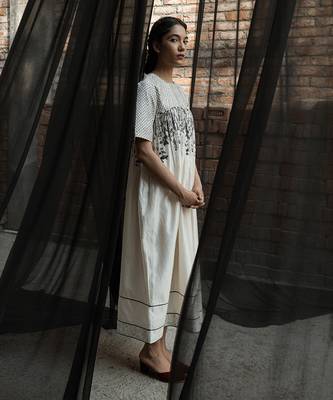 Ivory gaia quilted yoke dress 4