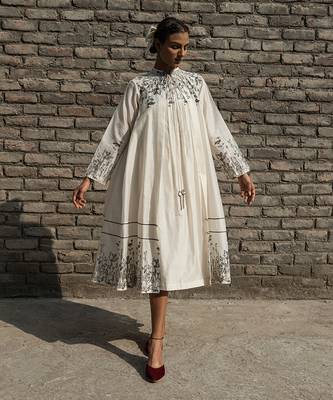Ivory leihani raglan sleeve overlay 1