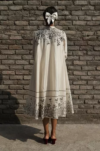 Ivory leihani raglan sleeve overlay