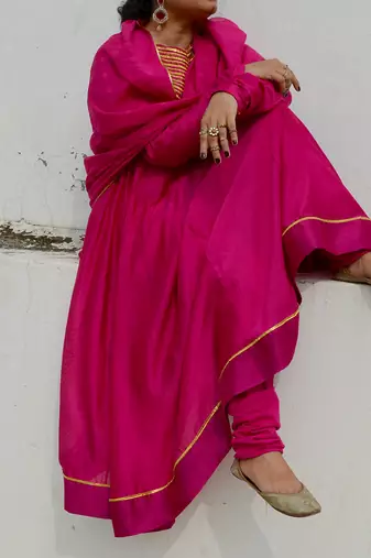 Fuschia kyra anarkali set